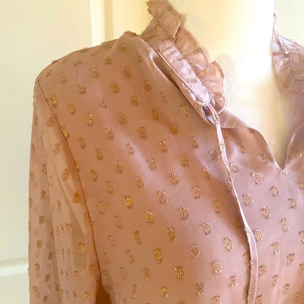 Pink and gold top 🩷🩷🩷